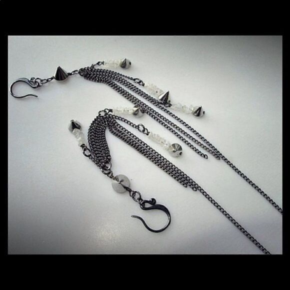 Hand crafted moonstone pyramid spike long earrings new without tags - Picture 4 of 6